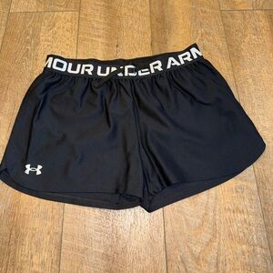 Under Armour Youth Black Athletic Shorts Size Large